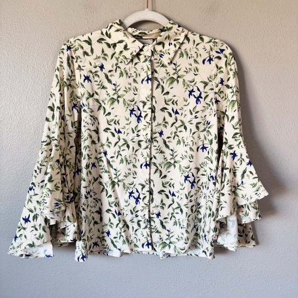 Tuckernuck Ivory Floral Norah Bell Sleeve Blouse - Picture 1 of 7